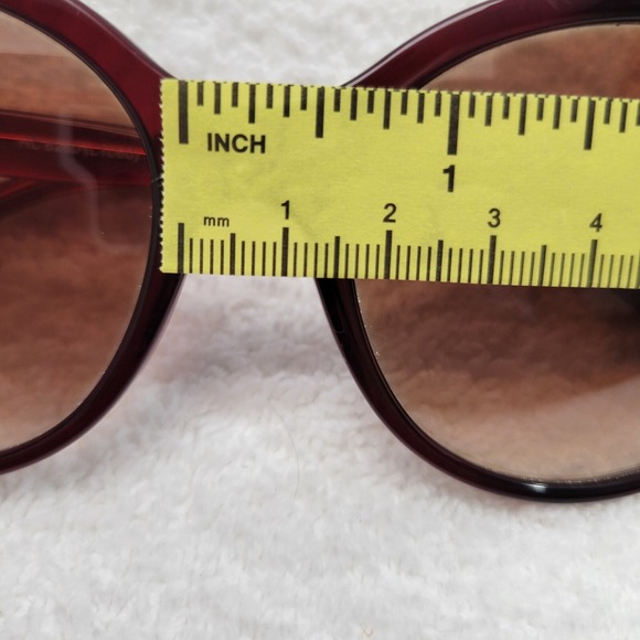 Coach Cat Eye Berry Laminate HC 8260 (L1060) Plum/Pink Designer Sunglasses Women